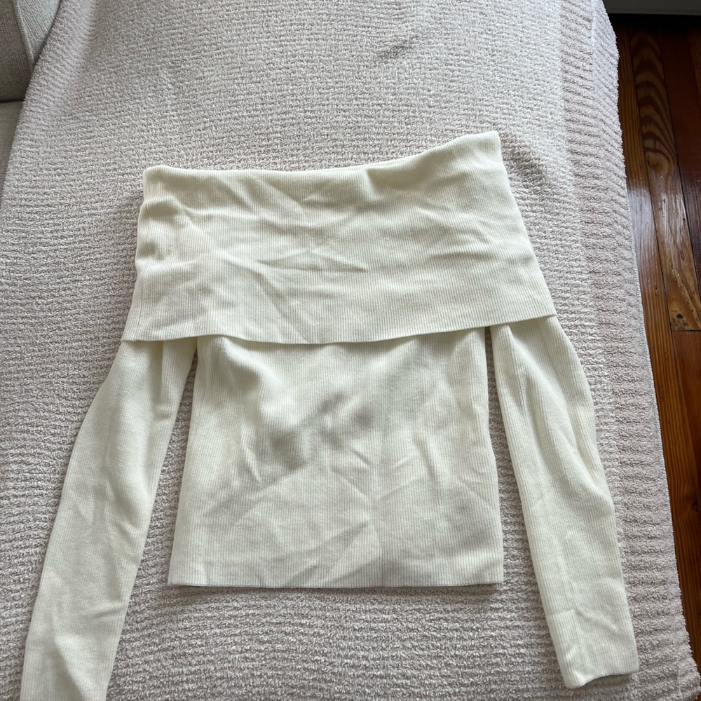 Aritzia Wilfred Ribbed Cream Sweater